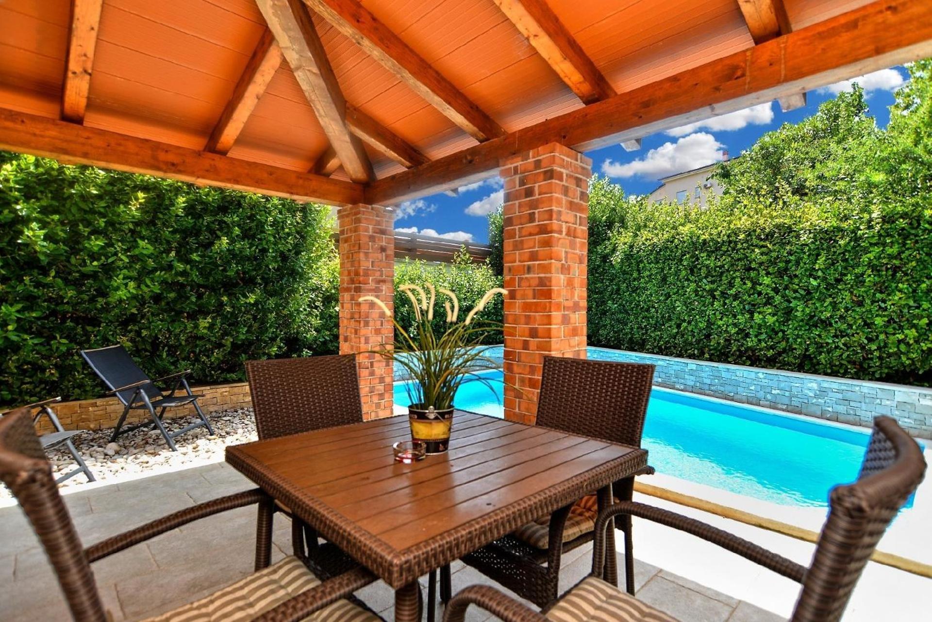 Ferienhaus Mit Privatpool Fuer 5 Personen Ca 80 Qm In Liznjan, Istrien Suedkueste Von Istrien מראה חיצוני תמונה